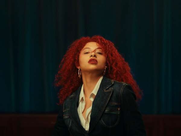 Yazmin Lacey ‘Two Steps’  