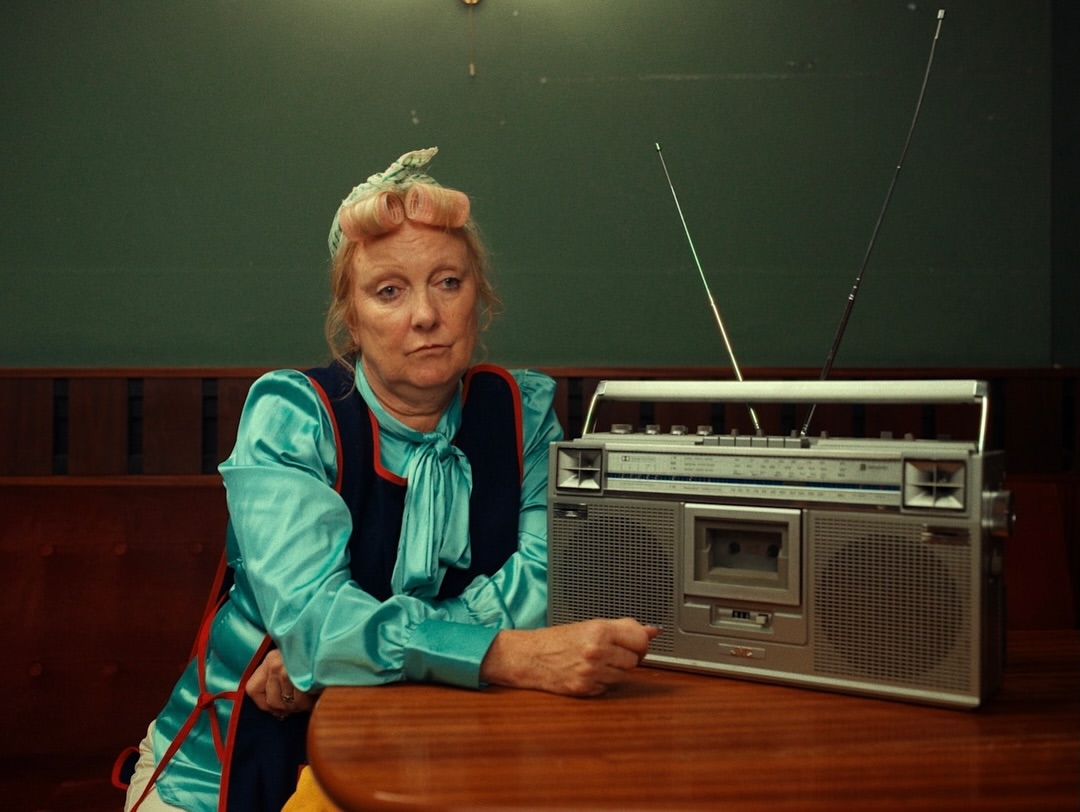 Yazmin Lacey ‘Two Steps’  
 
Directed by Frances O’Sullivan 
Grade by Jules 
 
Credits:  
Director: @beautyspock  Production Company: @anoncontent  Producer: @brooke.lagana  Executive Producer: @hackett17  DoP: @folaabatan  Gaffer: @jedclist_lighting  Edit & 2D: @thiggii  Edit Assistant: @bellakea  Post Producer: @thegreensgram  Sound Design & Mix - thisismennis (@750_mph )  MUA - @ayopoabiri  Cast MUA - @nickyharringtonmakeup  Hair Stylist - @domsl00ks   
Post Production: @studio__rm 
Executive Producer:  @mikecoley_culkin 
Post Producer: @ellahill.jpg 
Grade: @juleswcolour 
 
#ColourGrading #PostProduction