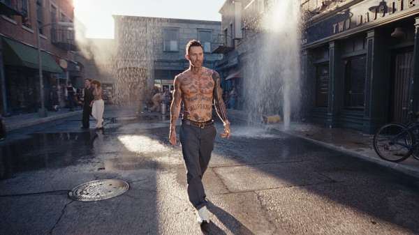 Maroon 5 with Lil Wayne ‘Love Is Like’
