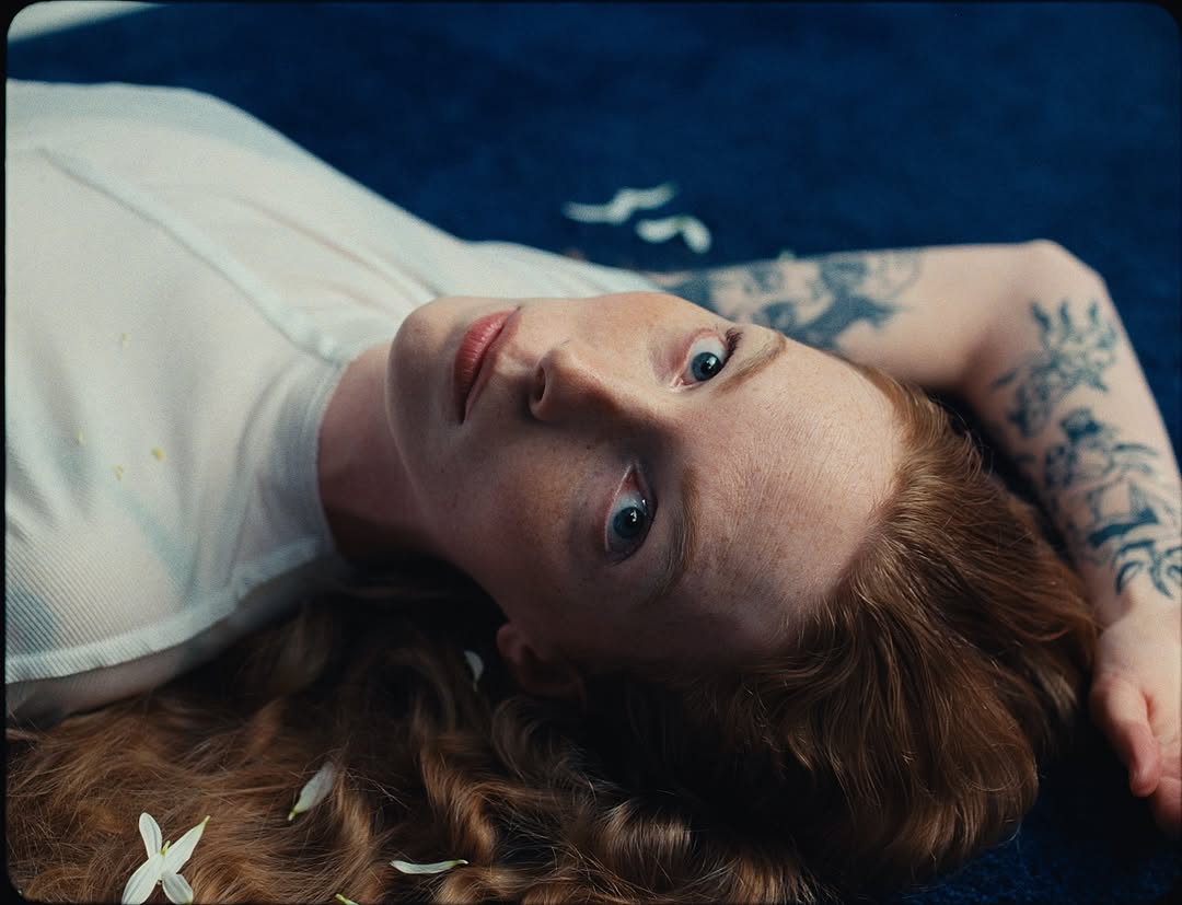 Photogenics ‘I Am Photogenics’ 
 
Directed by Nick Sokoloff  
Grade by Myles 
 
Credits: 
Director: @nicksokoloff  
Creative Direction: @mdjcreative of @photogenicsla  Producers: @byechristo  CD: @mdjcreative  DP: @embo920  Production Design: @thegnarleymarley  Set Design / Art Director: @notjackhahn  1st AC: @hannahannahlee  2nd AC: @nemoiistriikes  Gaffer: @evancroker  Key Grip: @valtabianjr  Wardrobe: @mdjcreative  Wardrobe Assist: @amiah.joy  Lead HMU: @nicolemaguire_  HMU Assist: @kaywamser  HMU Assist: @carisadoesitall  Editing + Sound Design: @liamvodehnal  Music and Mix: @thompringle  VFX: @adanenhauer   Production Assistant: @yerbua_r, Martin Moreno, @kenzieshulman 
 
Post Production: @studio__rm 
Executive Producer: @mikecoley_culkin 
Post Producer: @lovelomasmile 
Grade: @m.y.l.e.s 
Grade assist: @zmaller 

#ColourGrading #PostProduction