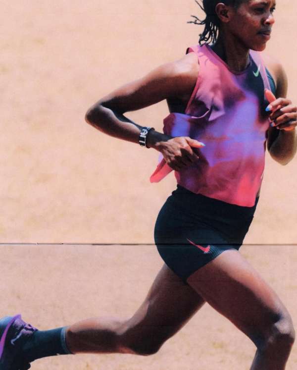 Nike Running, Faith Kipyegon vs The Four Mi...