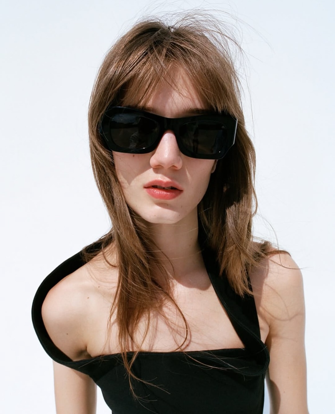 Celine, Spring ’26

Photographed by Zoë Ghertner
Retouching by us 

Credits:
Photographer: @zoeghertner 
Creative Direction: @KevinTekinel @CharlesLevai @may_be
Production: @artandcommerce 
Retouching & Post Production: @studio__rm

#Retouching #PostProduction