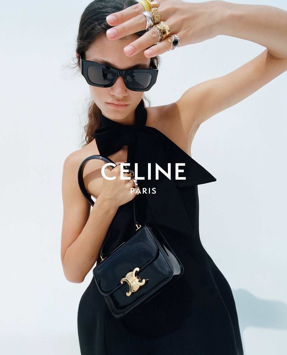 Celine, Spring ’26

Photographed by Zoë Ghertner
Retouching by us 

Credits:
Photographer: @zoeghertner 
Creative Direction: @KevinTekinel @CharlesLevai @may_be
Production: @artandcommerce 
Retouching & Post Production: @studio__rm

#Retouching #PostProduction