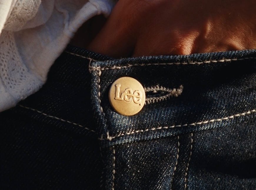Lee Jeans, Built Like Lee

Directed by Sergi Castellà
Grade by Myles

Credits:
Director : @sergicastella
DP: @danielvignal
Production: @irisworldproductions
1st AD: @_mrweatherman_
Editor: @aitorbigas
Sound & Mix: @eduardbujalance at @nau_syndicate

Studio RM Team:
Executive Producer: @mikecoley_culkin
Post Producer: @lovelomasmile
Grade: @m.y.l.e.s 
Grade Assist: @zmaller
Finishing & Online: @miriam.oladejo @maxwaspio 

#ColourGrading #PostProduction
