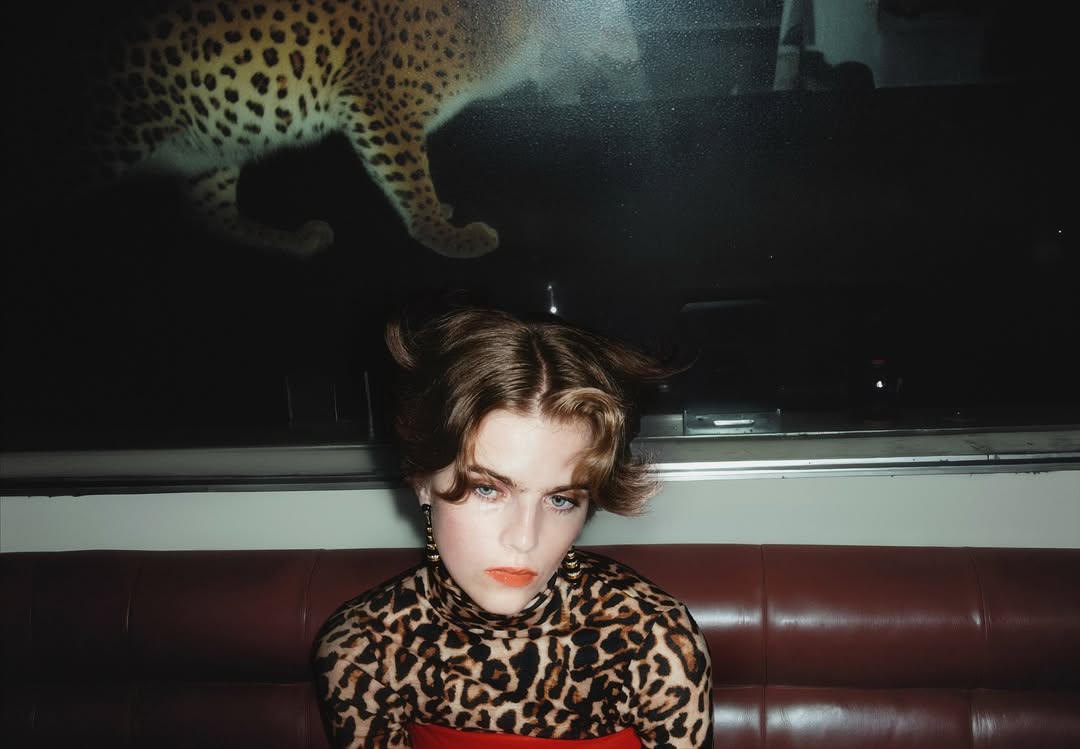 Self Service, Issue 63

Photographed by Drew Vickers
Retouching by us

Credits: Photographer: @drewvickers
Creative: @a_new_plane  Styling: @suzannekoller Hair: @ryanmitchellhair Makeup: @siddharthasimone Casting: @piergiorgio @helenaballadino @dmcasting Set Design: @moiruki Manicure: @alexandrajanowski
Retouching & Post Production: @studio__rm

#Retouching #PostProduction