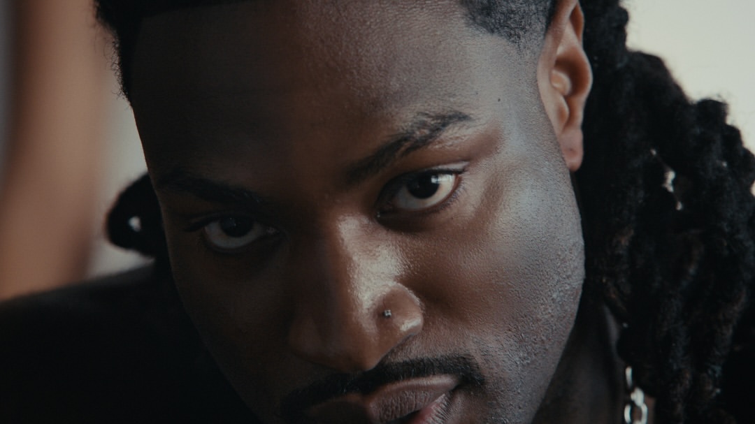 Odeal, Pretty Girls

Directed by Omar Jones
Grade by Jules

Credits:
Director: @freeomarjones
DOP: @scott_siracusano
Production Company: @mecca.studios
Executive Producer: @davidwept
Producer: @idr_farah
Head of Creative: @carlonramong
Creative Studio: @zadatstudio 
Offline: @zadatstudio 

Studio RM Team:
Executive Producer: @mikecoley_culkin
Grade: @juleswcolour

#ColourGrading #PostProduction