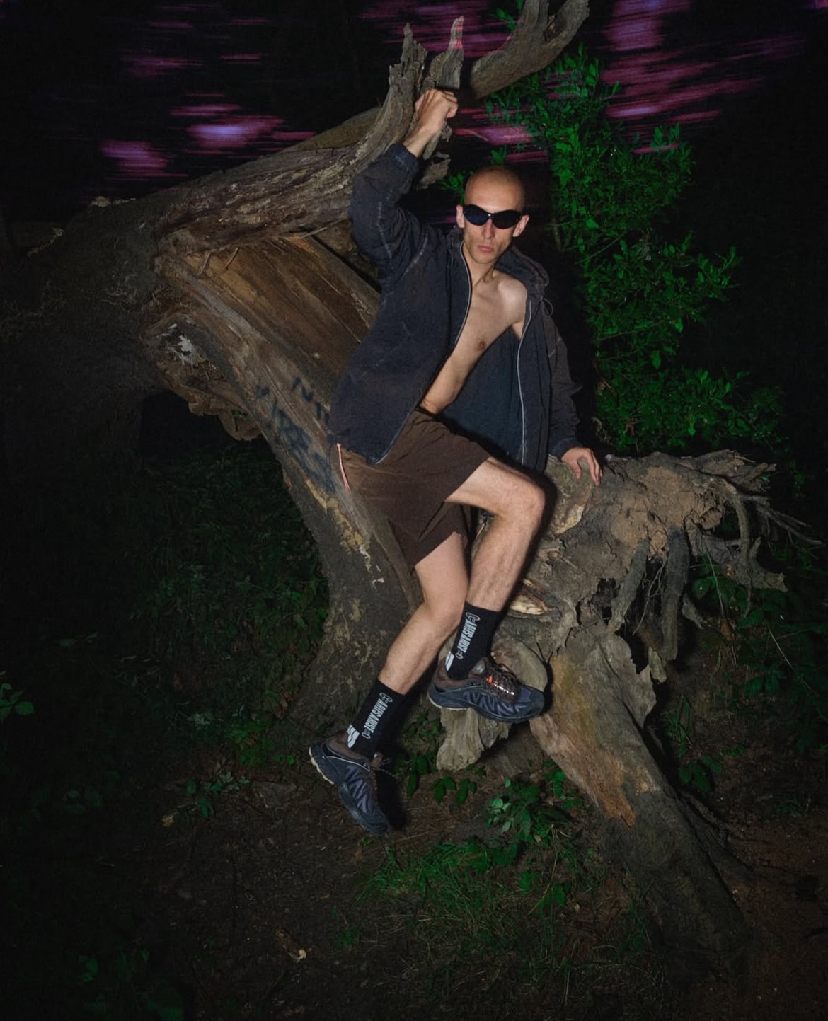 Aries x Salomon ’26

Photographed by Rollo Jackson
Retouching by us

Credits:
Photographer: @rollojackson
Agency: @somesuchandco
Executive Agent & Producer: @ben_mb._
Executive Producer: @mikecoley_culkin
Retouching & Post Production: @studio__rm

#Retouching #PostProduction