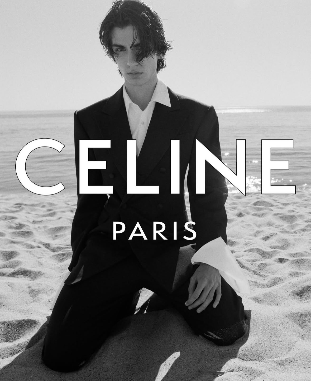 Celine, Été Campaign 

Photographed by Zoë Ghertner
Retouching by us

Credits: 
Photographer: @zoeghertner
Creative Director: #MichaelRider
Art Director: @may_be
Image & Casting Director: @samuel_ellis
Stylist: @brian__molloy
Hair: @duffy_duffy
Makeup: @lucia_pieroni
Production: @apstudioinc
Retouching & Post: @studio__rm