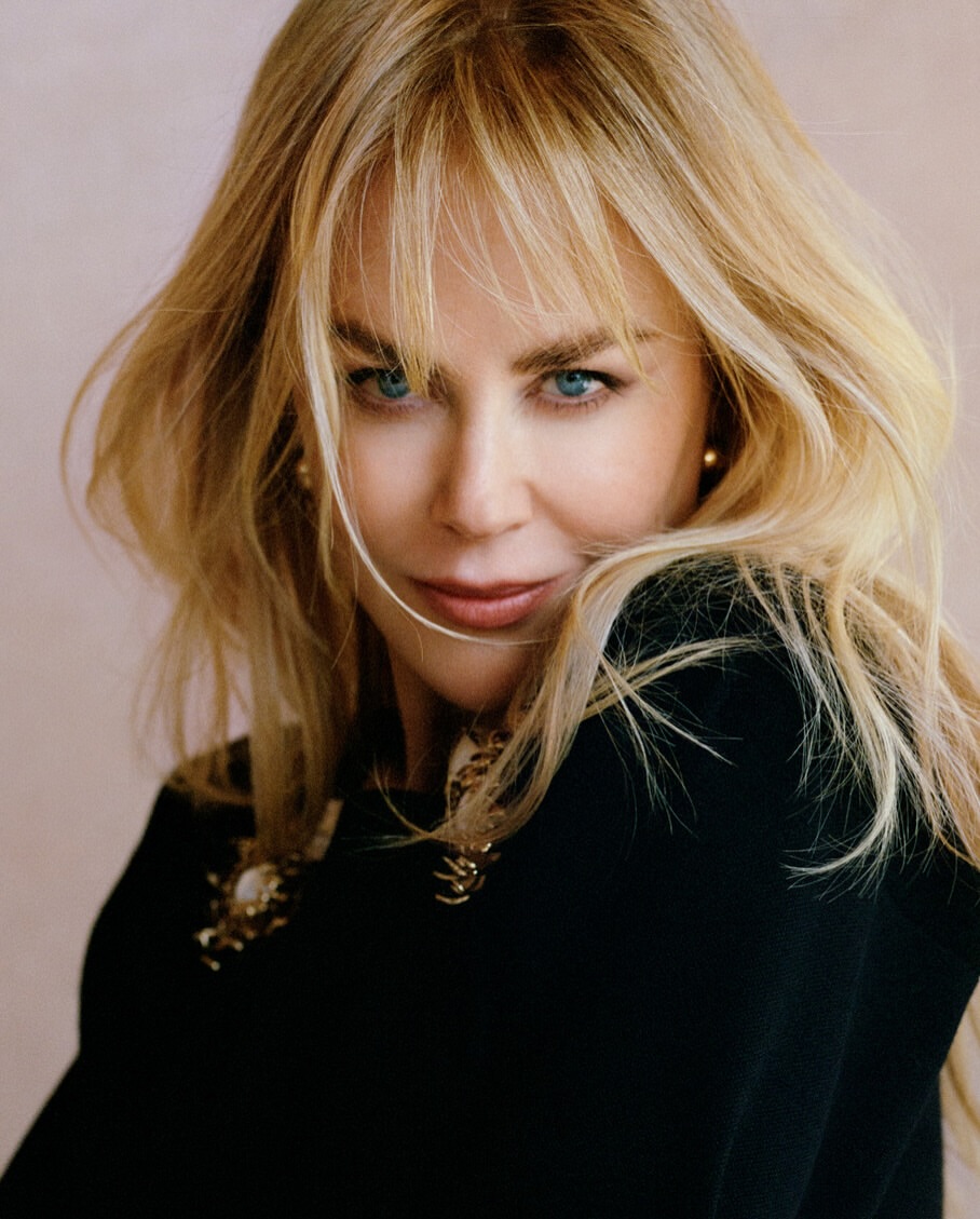 Vogue China with Nicole Kidman
Photographed by Sean Thomas
Retouching by us
Credits:
Photographer: @seanthomas_photo
Styling @carlynecerfdedudzeele
Hair @hairbyadir
Make Up @kateleemakeup
Creative Director @timothylimothy
Studio RM Credits:
Retoucher: Anaxagoras Liasides
Producer: @ellajcousins_