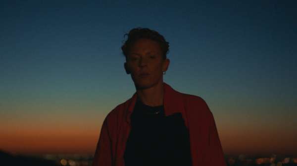 Vlad grades La Roux, Lose Myself