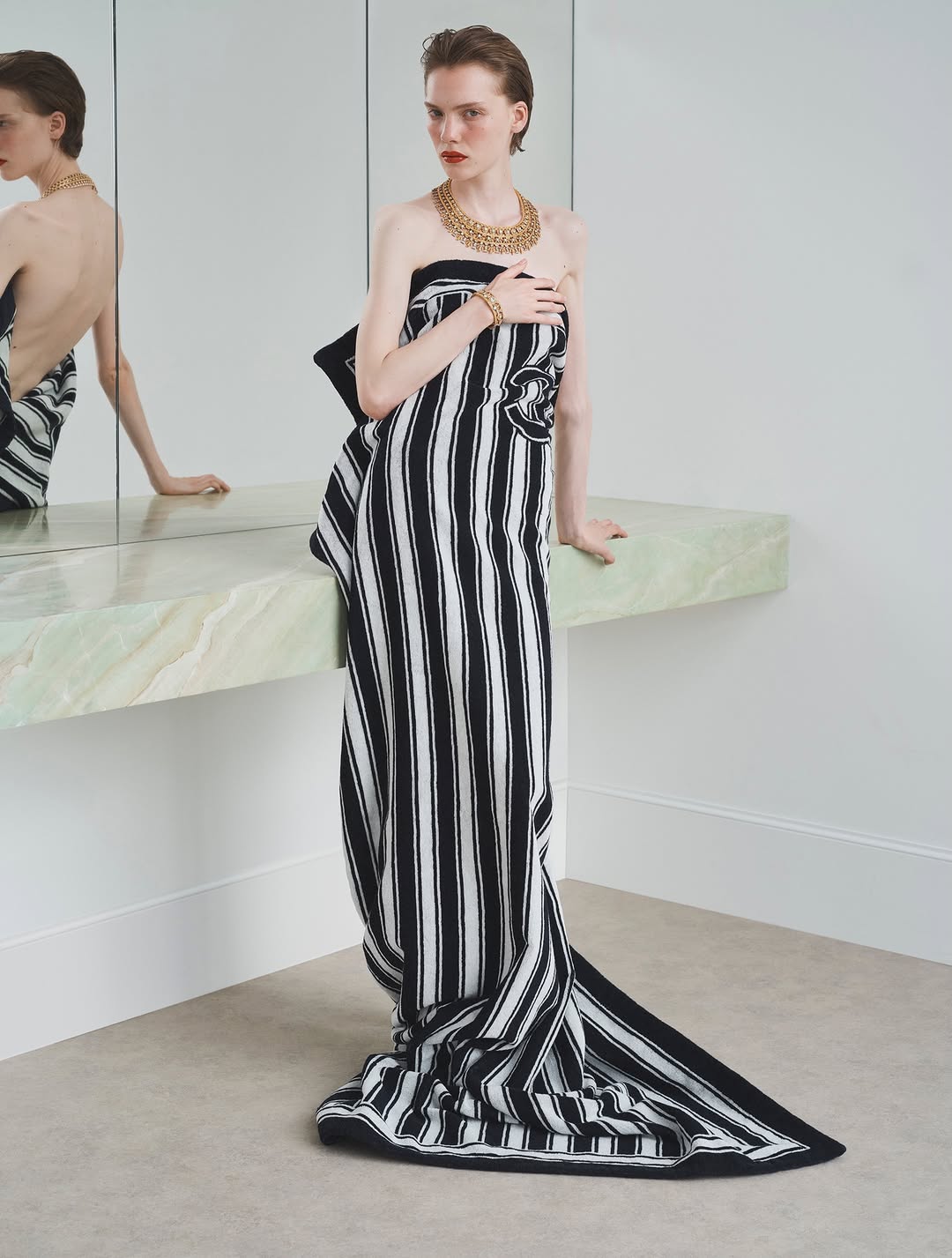 Retouching for W Magazine, VOL.4
The Love Issue feat. Penelope Ternes
Photographed by Sarah Blais
Credits:
Editor in Chief @mixwei_w
Photographer @sarahblais
Stylist @austin_feng
Art Director @zipengli
Hair @akemi_kishida
Make-up @minkimmakeup
Casting director @cross_bone_
Set designer @samirha_salmi
Production @ooo__paris
Studio RM Team:
Retouchers: Anaxagoras Liasides & @mathilde.desmaison
Exec Producer: @mikecoley
Producer: Namia Anguillesi
