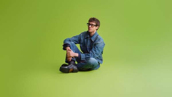@versace - Fall/Winter 2026 Eyewear starrin...