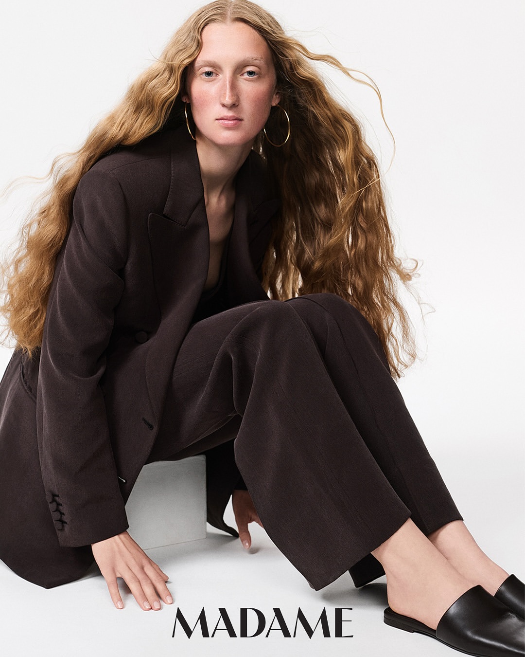 Out Now – Cover Story MADAME @madamemagazin 
 
Photographer : Zeb Daemen @zebdaemen 
Styling and concept : Konstantin Spachis (Fashion Director MADAME) @konstantinkonstant
Model: @sasha.konograeva 
Hair: Mayu Morimoto @mayuhairstylist für Artists Unit @artistsunit
Hair assistant : Tomoko Fujiwara
Make-Up: Anna Maria Negri @annamarianegri für W-Management @wmanagement 
Makeup assistant: @celinemuartist 
Casting Director: Timoer Nulens @timoern
Booking: Silke Frohmann @silkefrohmann
Fashion assistants : Annelise Lombard-Platet & Teresa Leppich @teresaa.sofiee
 
 
#madamemagazin #cover #newissue #annamarianegri #makeupartist #wmmanagement