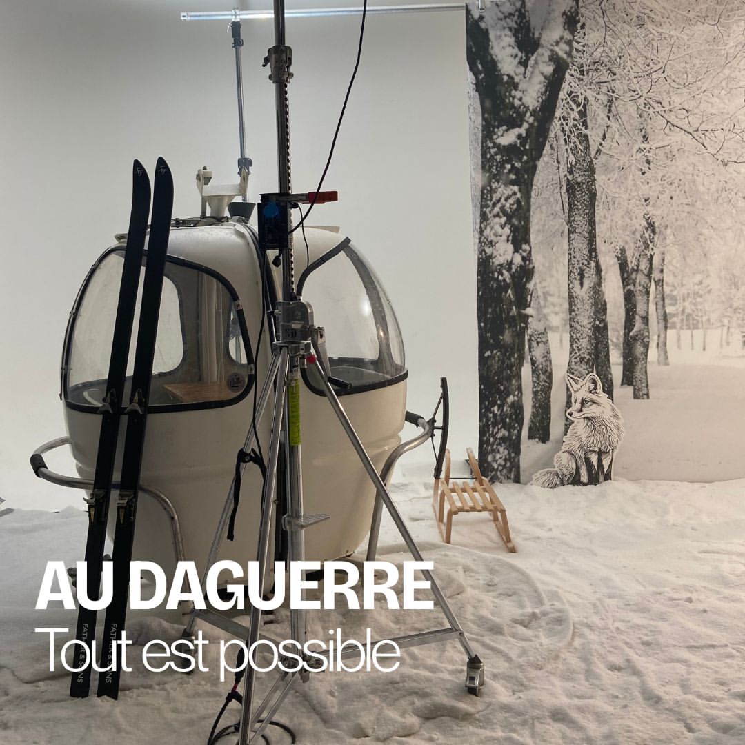 Parce qu’au Daguerre, tout est possible : accessoires rares, objets du quotidien, pièces insolites ou sur mesure.
D’une cafetière design à une cabine de pluie, en passant par des tentes, des tables ou des objets inattendus, nous donnons vie à vos décors.
Louer un accessoire chez nous, c’est ouvrir le champ des possibles.

#studiodaguerre #parisphotographer #studiophoto #studiophotoparis #photography #photoshoot #photographer #photooftheday #photo #studio #portrait #model #photoshop #fashionphotography #art #photographylovers #photomodel