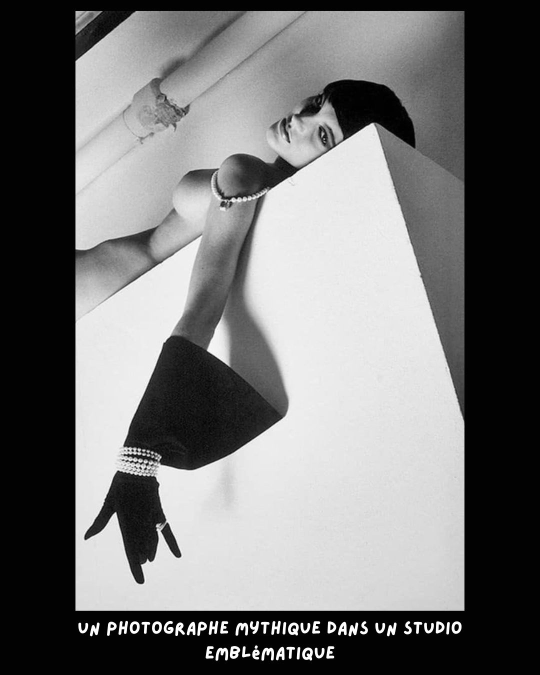 Helmut Newton a toujours bousculé les codes. Son œuvre, sensuelle et puissante, révèle une fascination pour la liberté, la force et la vulnérabilité. Il voyait la beauté non pas dans la perfection figée, mais dans l’attitude, le mouvement, l’accident heureux.

Au Daguerre, nous partageons cette conviction : ce qui rend une image mémorable, c’est ce qui échappe au contrôle. Un reflet, un geste, une lumière imprévue, c’est là que naît la magie.

Le Daguerre est fier d’avoir accueilli en son temps ce photographe légendaire ✨

#newissue #studiodaguerre #parisphotographer #studiophoto #studiophotoparis #photography
#photoshoot #photographer #photooftheday #photo #studio #portrait #model #photoshop
#fashionphotography #art #photographylovers #photomodel