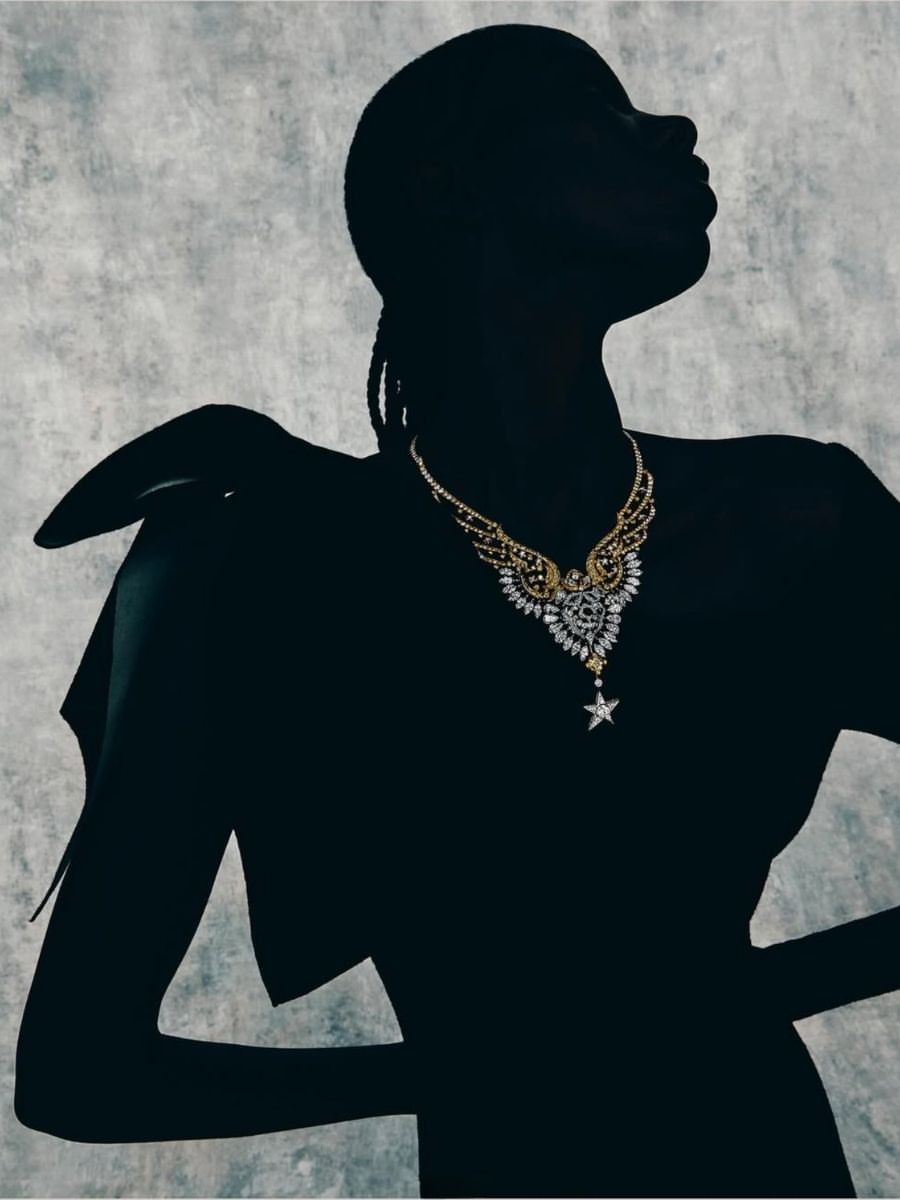 Skarla Ali / GRAZIA’s 23rd print edition, Octobe...