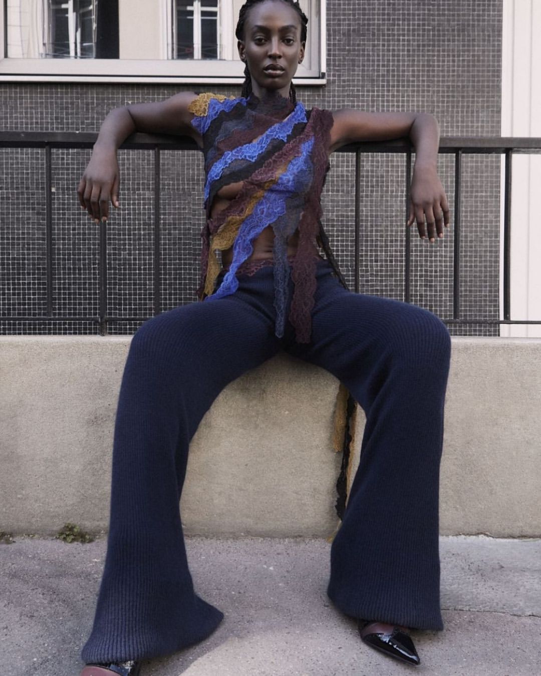 ☀️ Les beaux jours sont enfin de retour… et avec eux, les projets qui prennent vie en extérieur !

C’est le moment parfait pour imaginer, créer et produire vos plus belles images sous la lumière naturelle 🌿📸

Que ce soit pour une campagne, un shooting édito ou un projet sur-mesure, la Team Daguerre vous accompagne à chaque étape :
repérage de lieux, logistique, transport, matériel… jusqu’au dernier détail.

🎯 Notre objectif : transformer vos idées en productions fluides, maîtrisées et inspirantes.

Alors profitez de la saison, on s’occupe du reste.

#studiodaguerre #parisphotographer #studiophoto #studiophotoparis #outdoorproduction