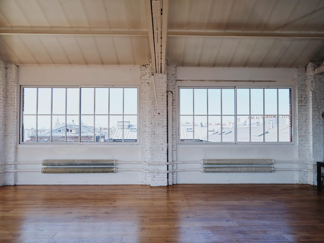 Studio 3
Update plateaux ✨
Fenêtres neuves & climatisation installée.

Studio update 
New windows & air conditioning installed.