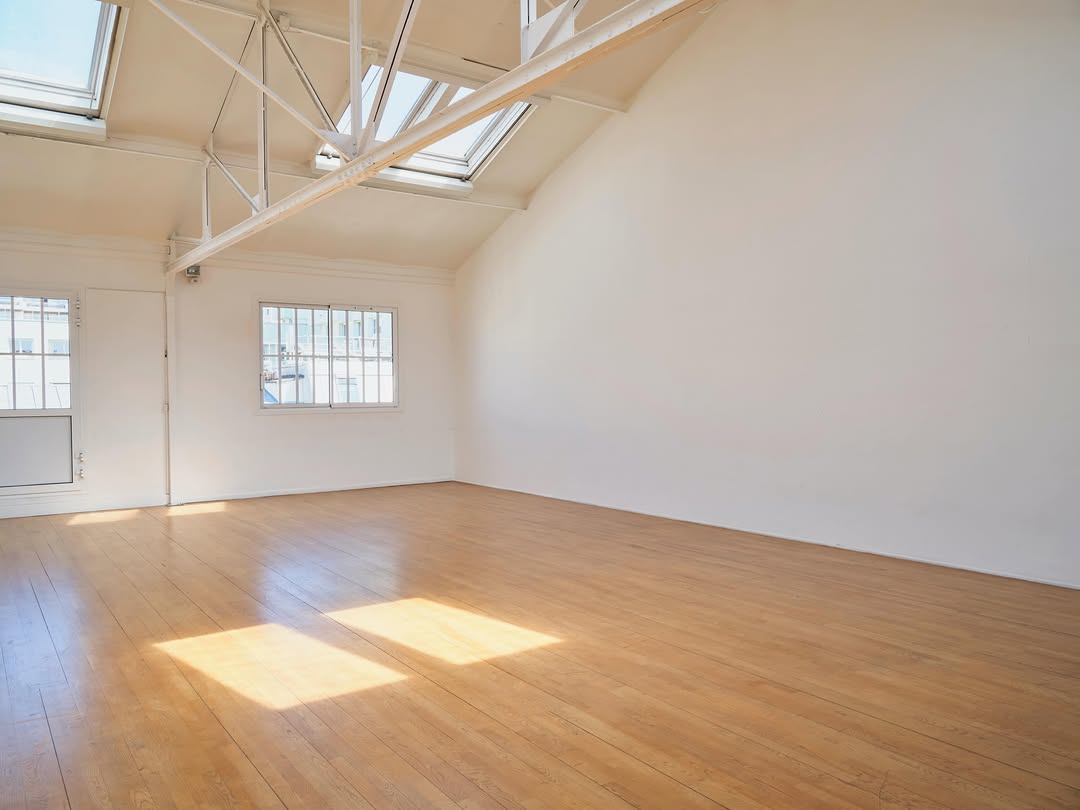 Studio 1
Update plateaux ✨
Fenêtres neuves & climatisation installée.

Studio update 
New windows & air conditioning installed.