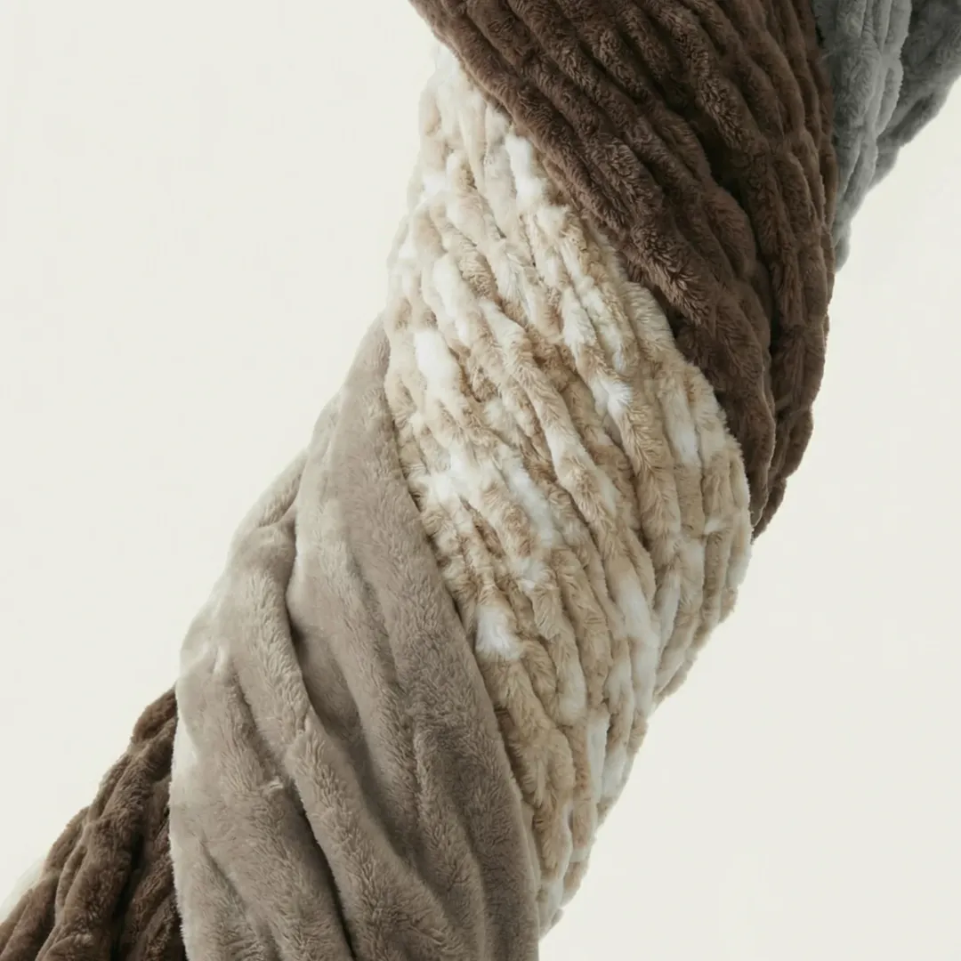 <a href="/studio-sentempo">Studio Sentempo</a> X Lola Blankets <span style="text-transform: none; white-space: nowrap;">Jan. 26</span>