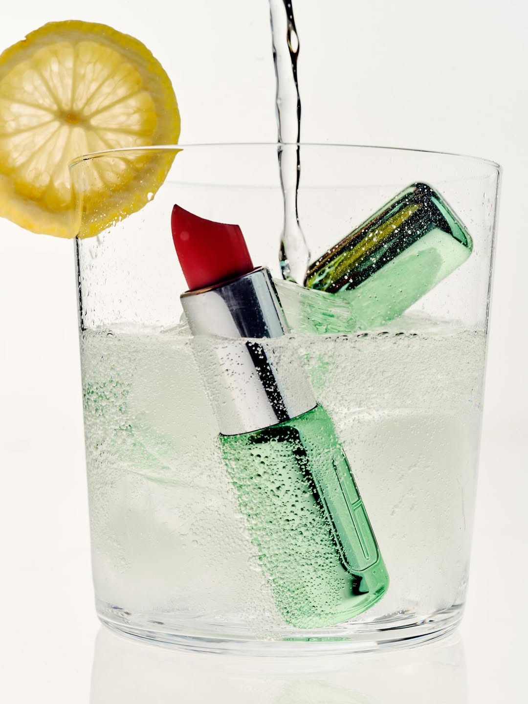 Shot at SUGAR STUDIO
by JOE LINGEMAN [2D CR...