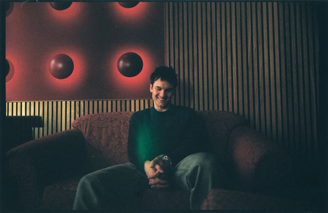 slider image