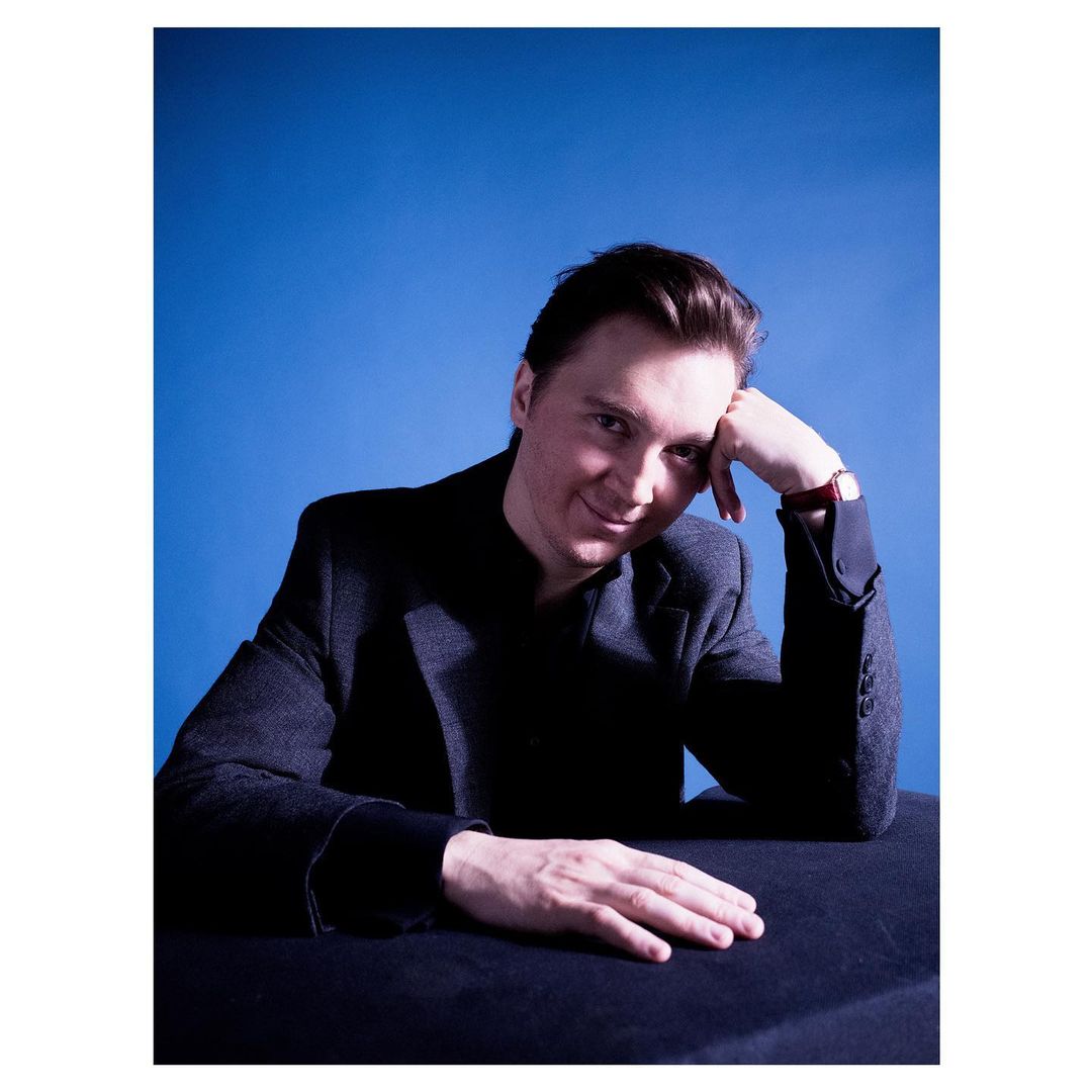 ES Magazine |  May. 22