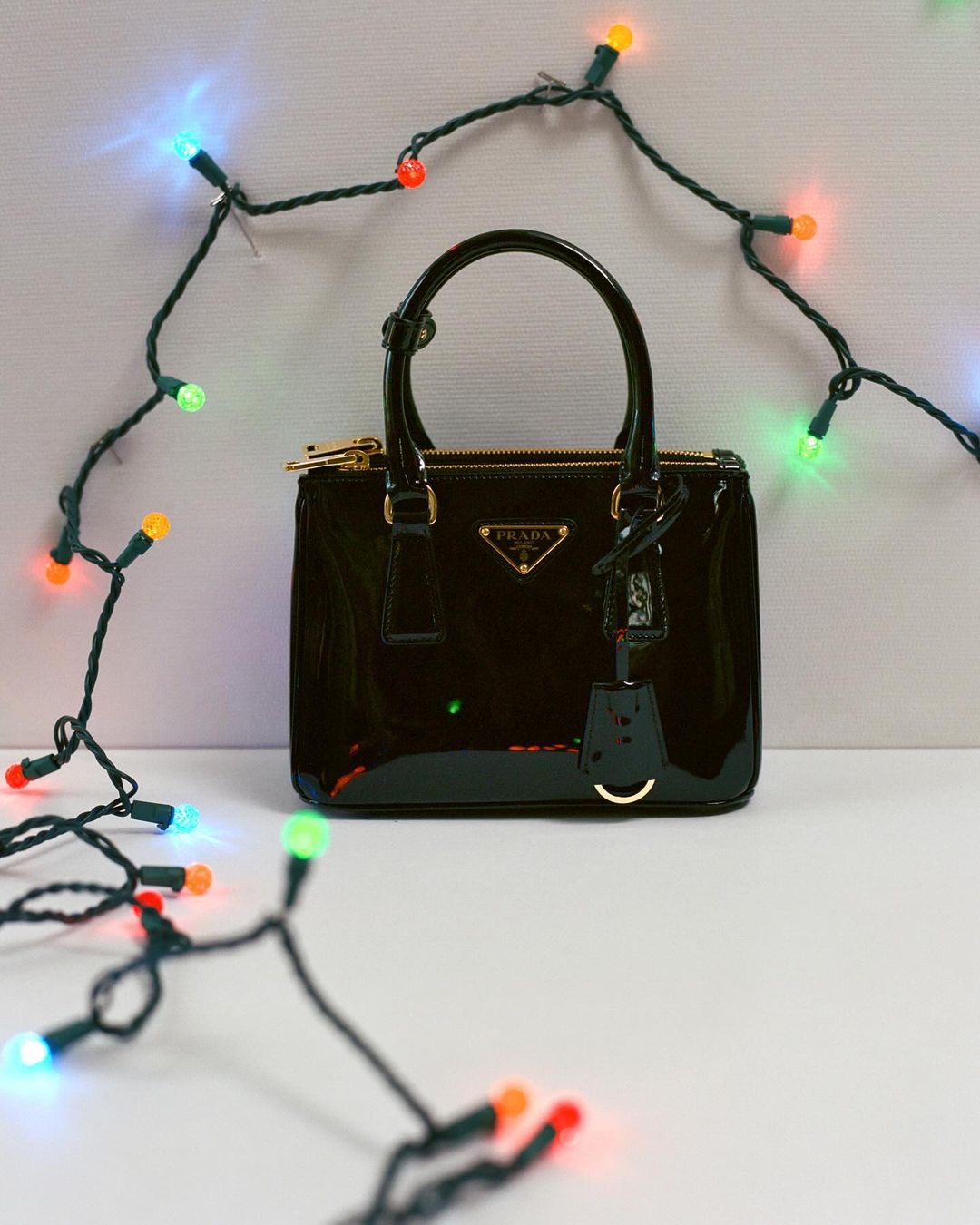 Vogue Shopping |  Nov. 23