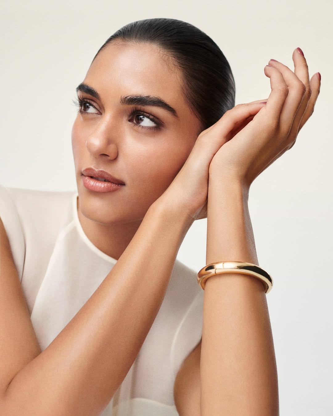Thomas Slack X Bobbi Brown Cosmetics Aug. 25