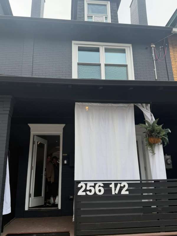 @cityofpittsburgh @mixcandleco @thewarholmu...