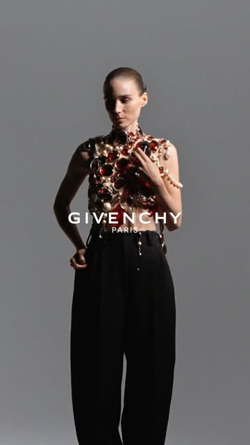 Givenchy |  Sep. 26