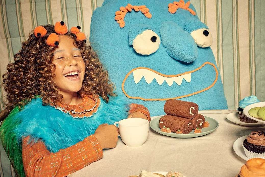 MilK Magazine |  Oct. 23