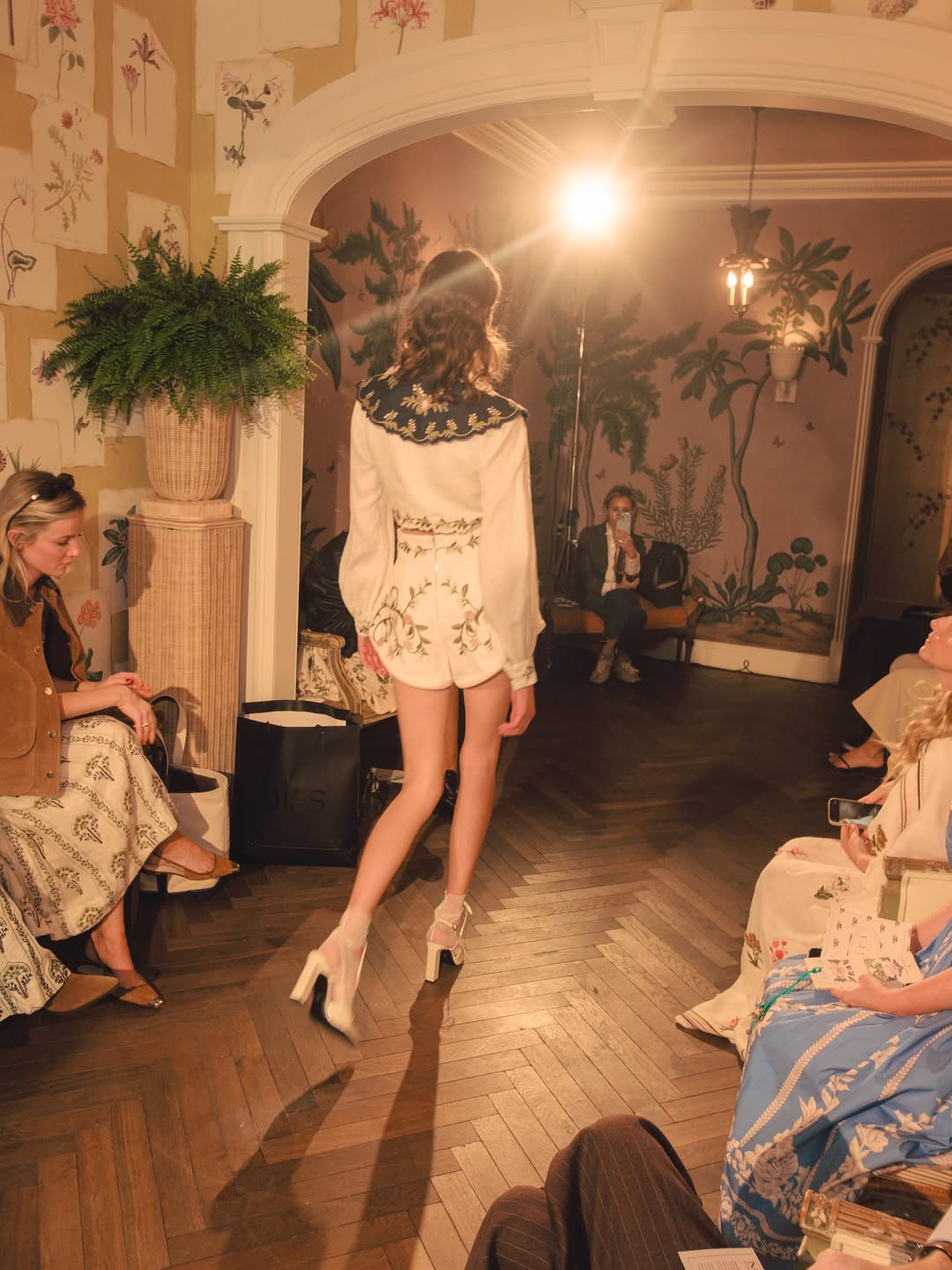 @aguabyaguabendita’s SS26 Runway Show & Presentation

Photographer: @alizayuh
Videographer: @yazzjansen
Stylist: @i.am.lupe
Hair: @kyo_sud @lateliernyc
Makeup: @lindagradinmakeup @lateliernyc
Set Design: @eyypablo
Harpist: @katyharp
Guarapo Chef: @latropikitchen
Special Thanks: @maisonperrierusa #MaisonPerrierPartner @oldaysusa 
Location: @degournay

Production by @themorrisongroup