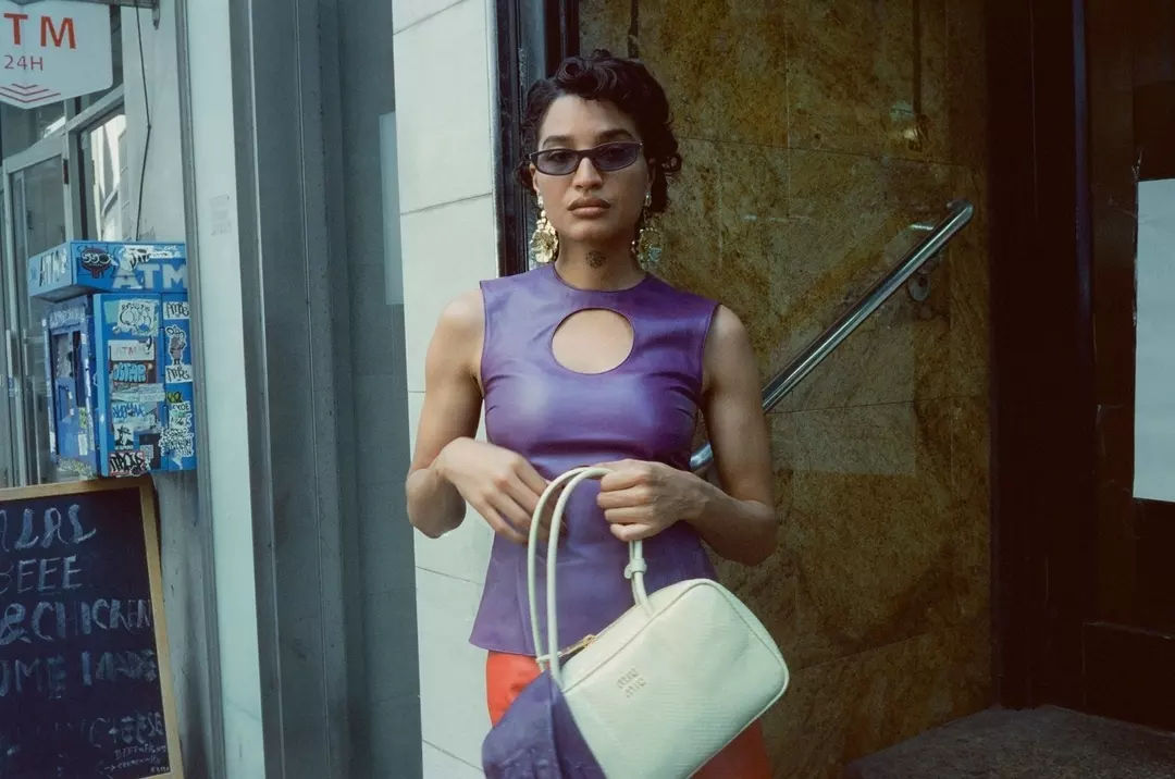 @indyamoore for the cover of @family_style