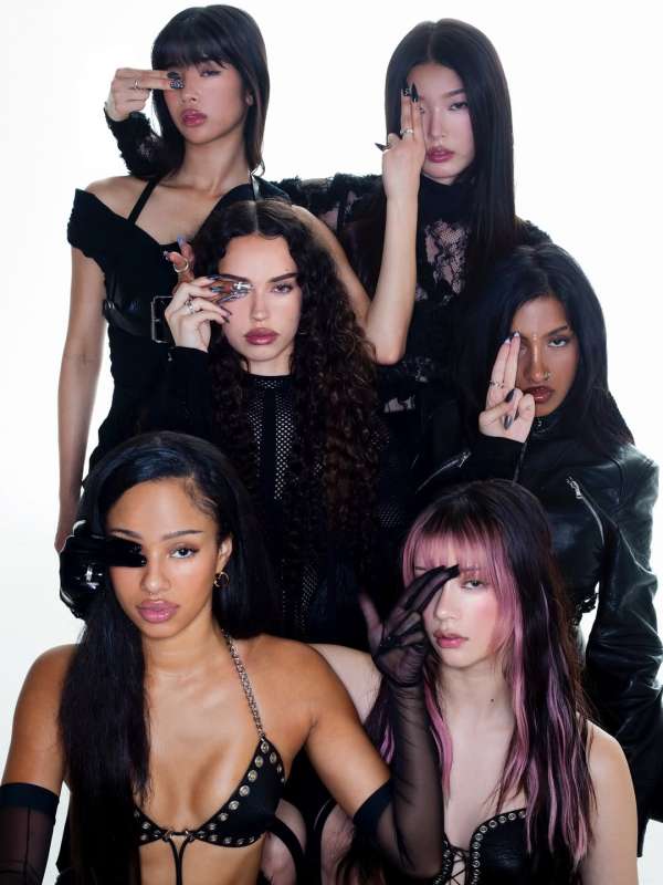 @katseyeworld for @i_d’s October digital co...