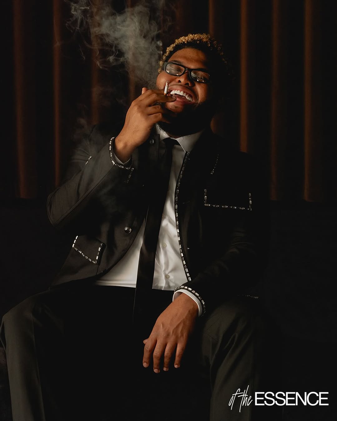 @druski for the latest ‘of the @essence’ digital cover

Photographer: @jeregrier
Stylist: @anatolli
Grooming: @merrellhollis
Tailor: @llebl27
Post Production: #MatthewSo
Location: @wsanyc

ESSENCE, VP, Content: @itsnandibby
ESSENCE, Art Director: @so.lit
ESSENCE, Creative Operations: @hashtag_bre

Production by @themorrisongroup