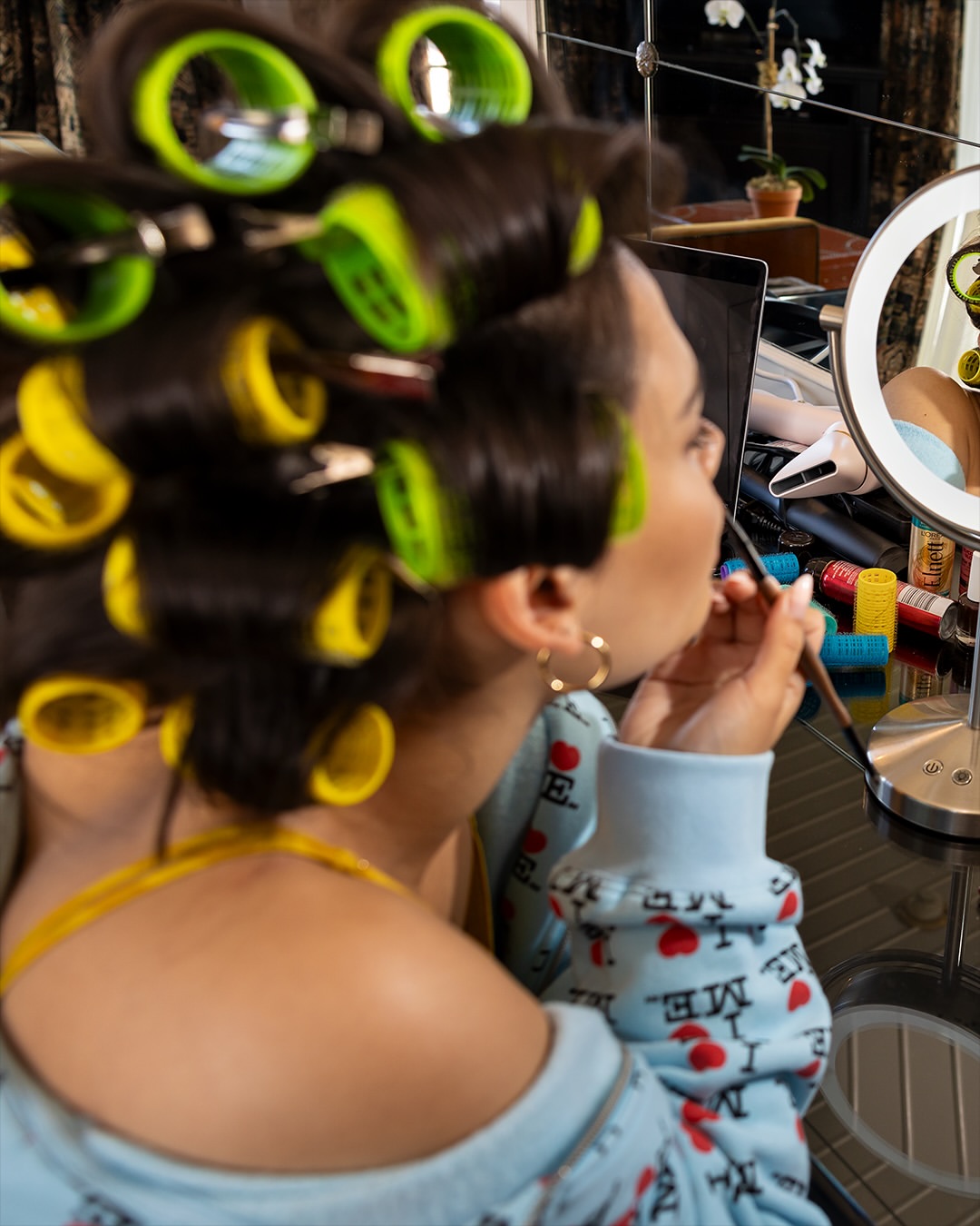 @ariana_greenblatt for the cover of @cosmopolitan

Photographer: @greenfield_lauren
Stylist: @branduh
Hair: @marcmena
Makeup: @steviehuynh
Nails: @julieknailsnyc
Paparazzi: @blayzenphotos @josiahwphotos
Location: @boweryhotel

COSMO, Editor-in-Chief:@willahbennett
COSMO, Creative Director: @samantha_adler
COSMO, Senior Entertainment Director: @maxwelllosgar
COSMO, Visual Director: @scottmlacey
COSMO, Senior Visual Editor: @emilyadar
COSMO, Associate Visual Editor: @simply.toto

Production by @themorrisongroup