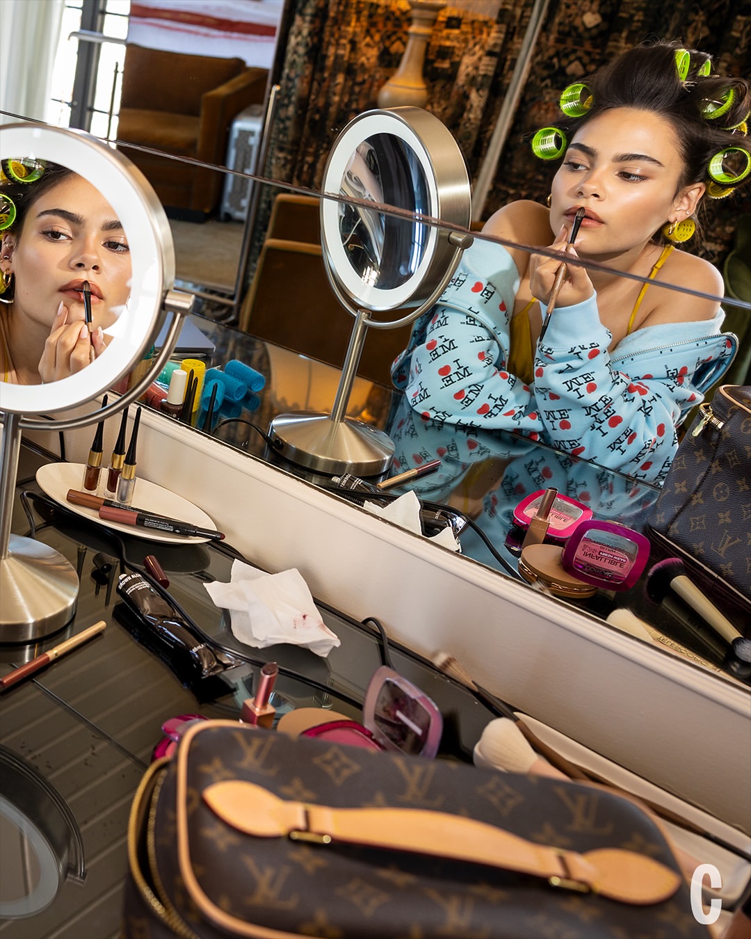 @ariana_greenblatt for the cover of @cosmopolitan

Photographer: @greenfield_lauren
Stylist: @branduh
Hair: @marcmena
Makeup: @steviehuynh
Nails: @julieknailsnyc
Paparazzi: @blayzenphotos @josiahwphotos
Location: @boweryhotel

COSMO, Editor-in-Chief:@willahbennett
COSMO, Creative Director: @samantha_adler
COSMO, Senior Entertainment Director: @maxwelllosgar
COSMO, Visual Director: @scottmlacey
COSMO, Senior Visual Editor: @emilyadar
COSMO, Associate Visual Editor: @simply.toto

Production by @themorrisongroup