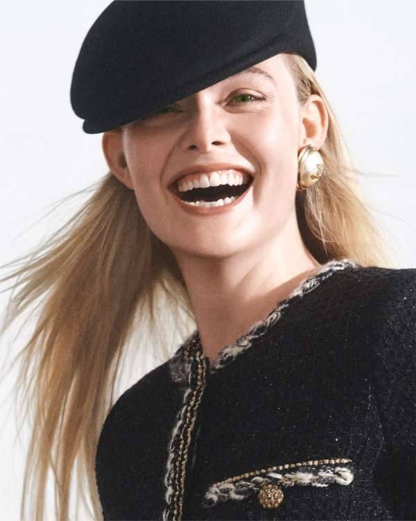 @ellefanning for @i_d’s November digital co...