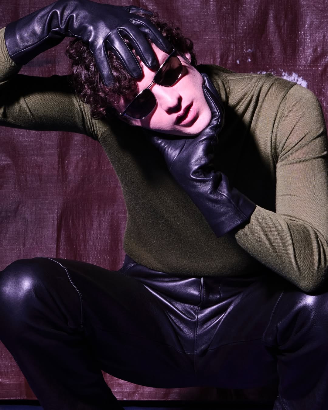 @dominic.sessa for @i_d’s November digital cover

Photographer: @tinatyrell
Stylist: @thomthomclub
Grooming: @system7hide
Set Design: @katestein_
Movement Director: @jorgedorsinville
Tailor: @mariadelgreco
Location: @shiostudio

i-D, Editor-in-Chief: @thomthomclub
i-D, Global Editorial Director: @steffyotka
i-D, Global Image Director: @_mq______
i-D, Art Director: @spamriskmissedcall

Production by @themorrisongroup