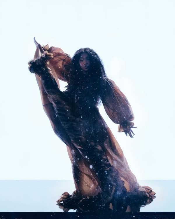 @sza for the cover of @i_d’s SS26 The Lore ...