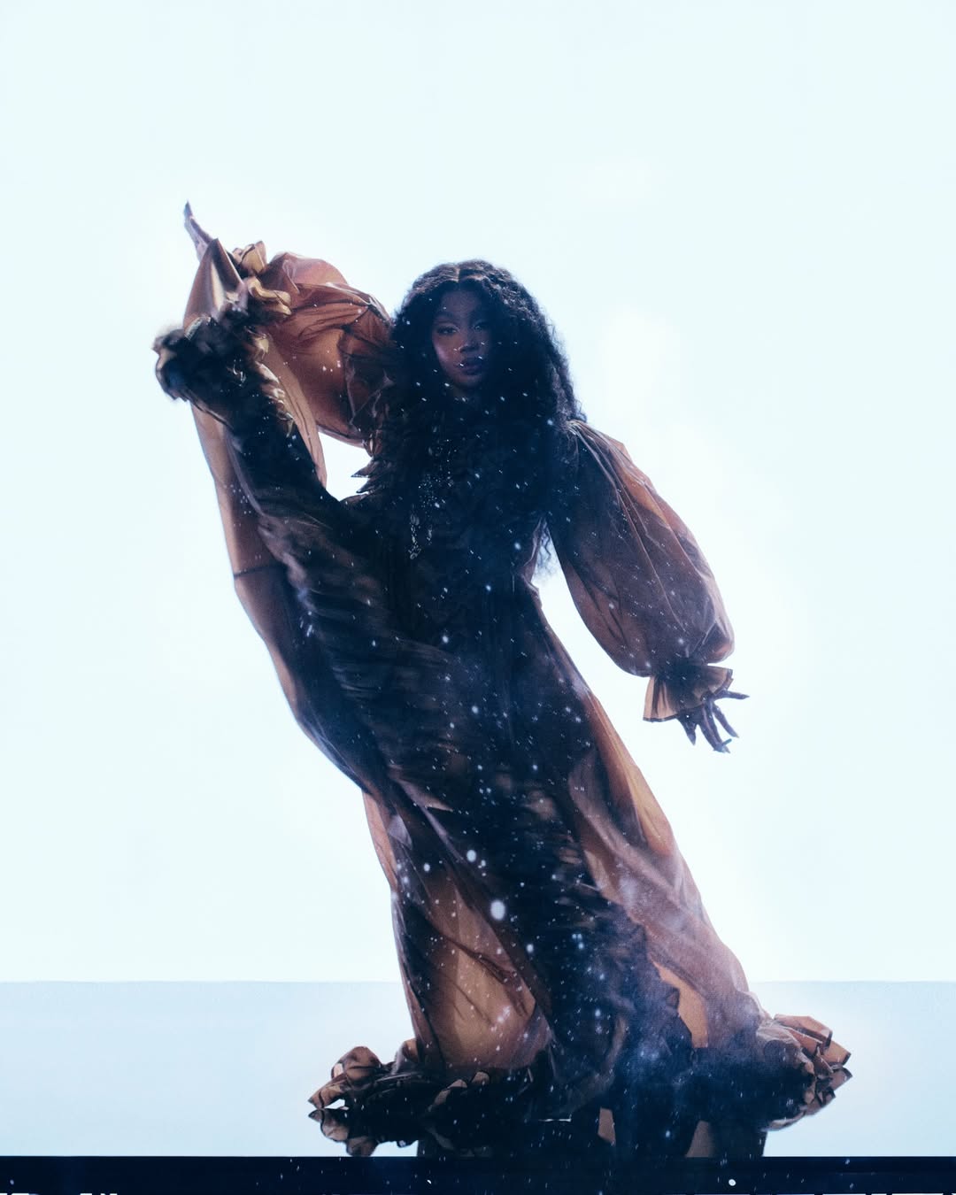 @sza for the cover of @i_d’s SS26 The Lore Issue
Photographer: @torso.solutions
Stylist: @brianaandalore
Hair: @turnbullhair
Makeup: @basedkenken @deelishdeanna
Set Design: @paidfollower001
Movement Director: @camiarboles
Wings & Prosthetics: @hamer_fx
Photo Production: @morgannesque @division.global
Post Production: @inkretouch
Digital Artworks: @hunterhunterhunterhunter @frederickhornof
Location: @svstudiosla
i-D, Editor-in-Chief: @thomthomclub
i-D, Global Image Director: @_mq______
i-D, Global Editorial Director: @steffyotka
i-D, Global Fashion Director: @clare_byrne
i-D, Entertainment Director: @the_internest
i-D, Art Director: @spamriskmissedcall
Production by @themorrisongroup