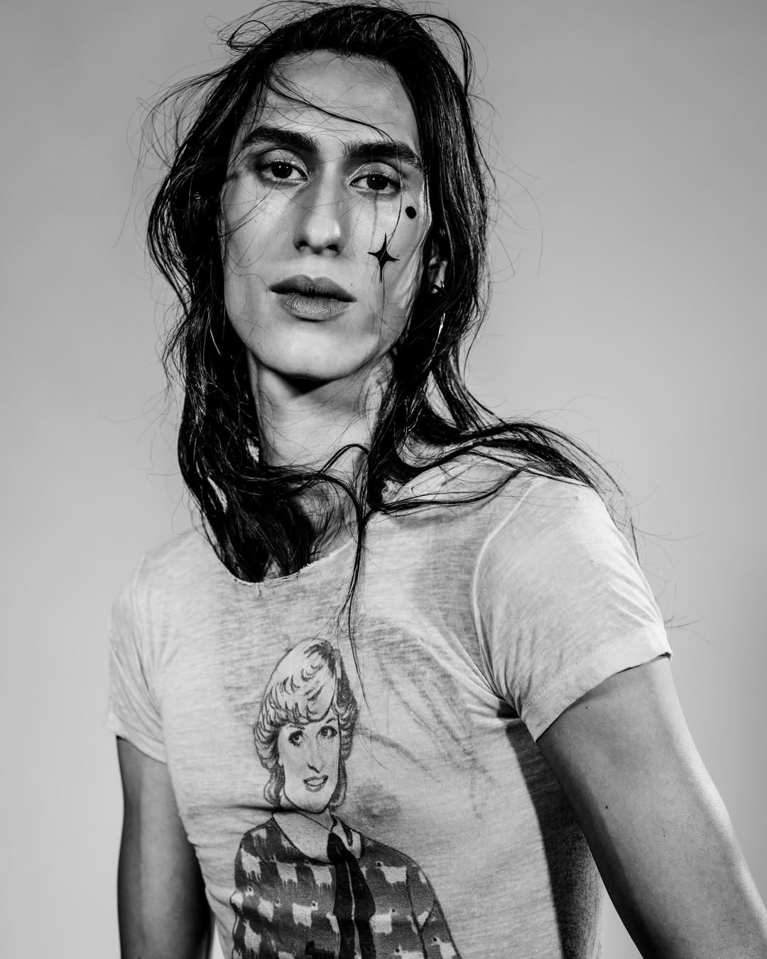 @cruzcvaldez x @lucas.a.wilson & co. for @i_d’s SS26 print issue

Talent: @drake.carr @jaggercruz_ @danyelletaylor.portal  @dara._ 

Stylist: @sierrannestep
Hair: @lucas.a.wilson
Makeup: jennasaisquoii
Nails: @nailnori
Casting: @bertmartirosyan
Location: #StudioWagner
Post Production: @cruzcvaldez

i-D, Editor-in-Chief: @thomthomclub
i-D, Global Image Director: @_mq______
i-D, Global Editorial Director: @steffyotka
i-D, Global Fashion Director: @clare_byrne
i-D, Entertainment Editor: @douglasgrnwd

Production by @themorrisongroup