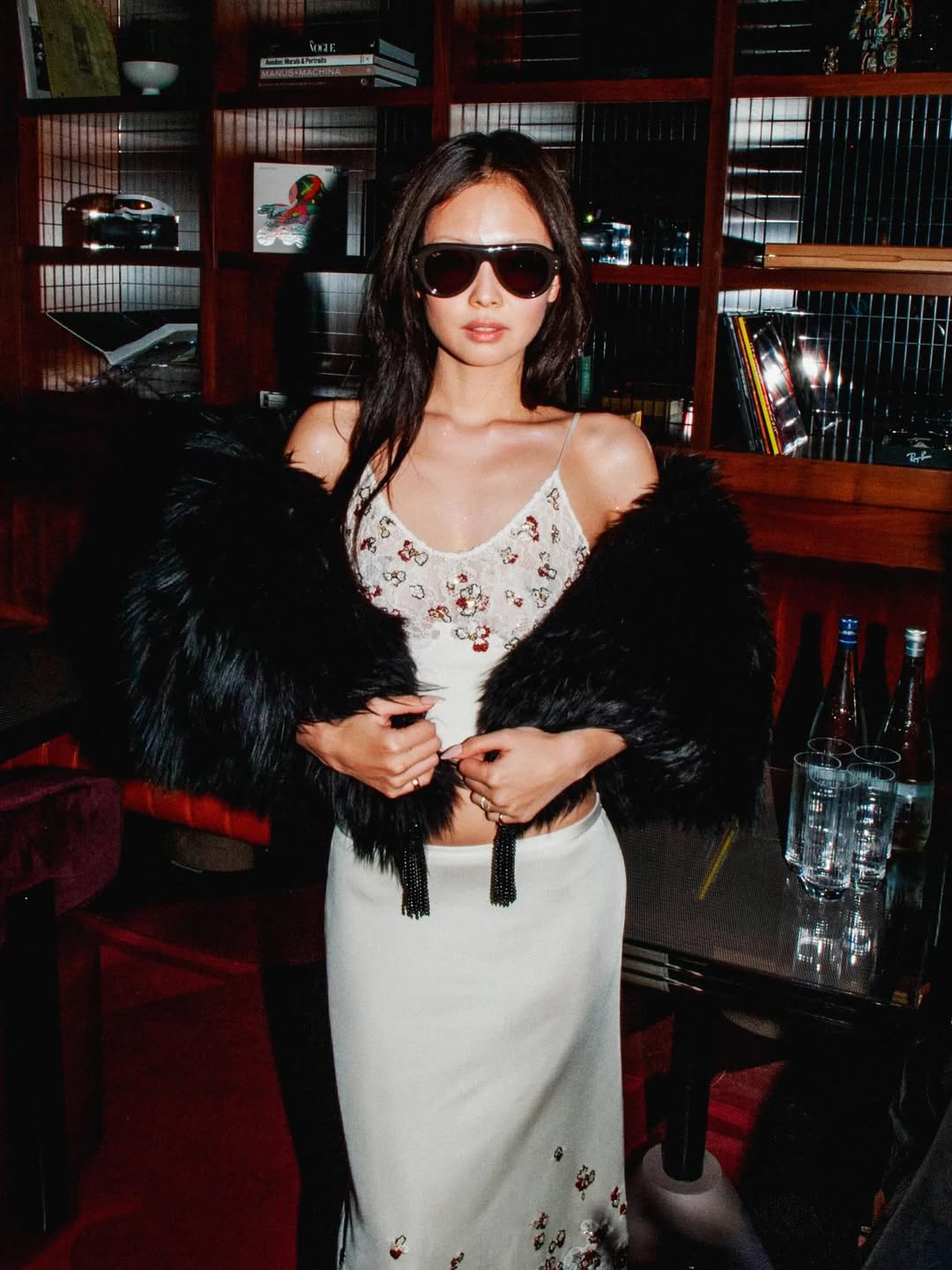 A met-gala afterparty to celebrate the opening of the @rayban house

Photographer: @m_voelkel
DJs: @oscarandthewolf & @daniela_lalita
A/V: @ashley.systems
PR: @karlaotto

Production by @themorrisongroup