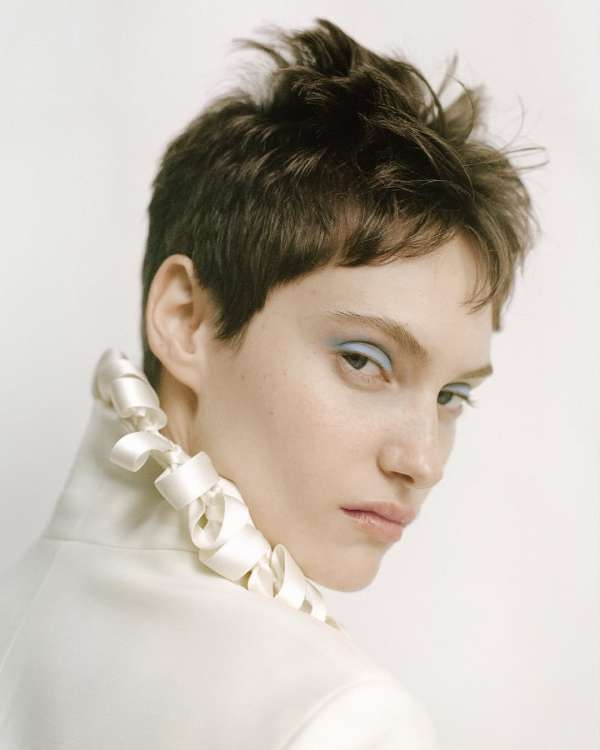 @gretaelisahofer for @vogueturkiye May Cove...