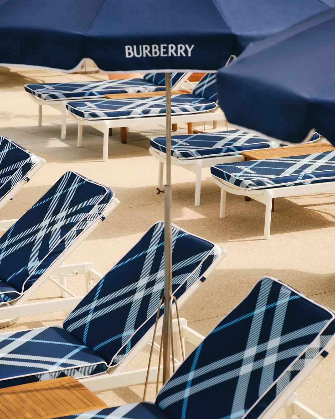 Yago Castromil X Burberry