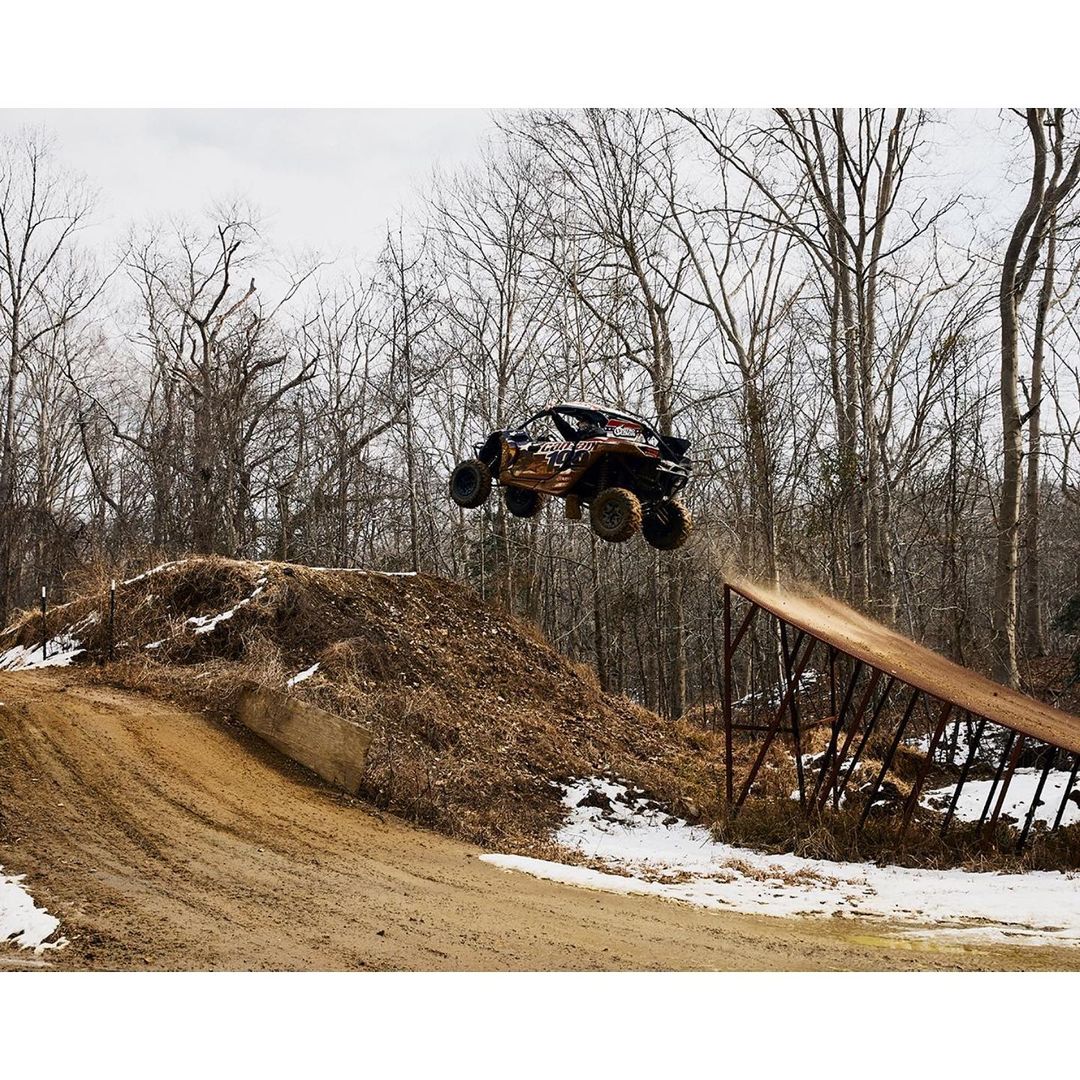 Road & Track Magazine |  May. 21