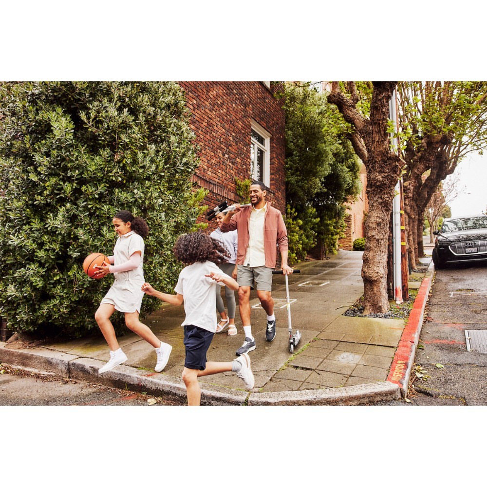 Lululemon |  May. 22