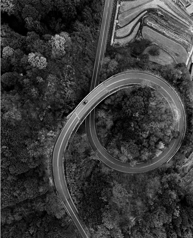 Road & Track Magazine |  May. 23