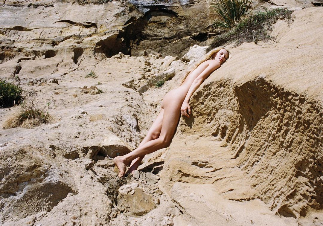 Purple Fashion Magazine |  Mar. 21